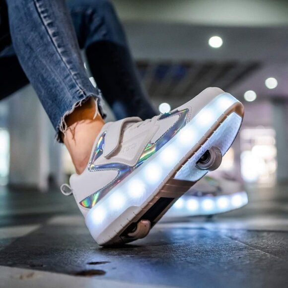 Kid's New Upgraded Wheels Shiny Dark Roller Skates Skate Beautiful White Shoes - Picture 6 of 6